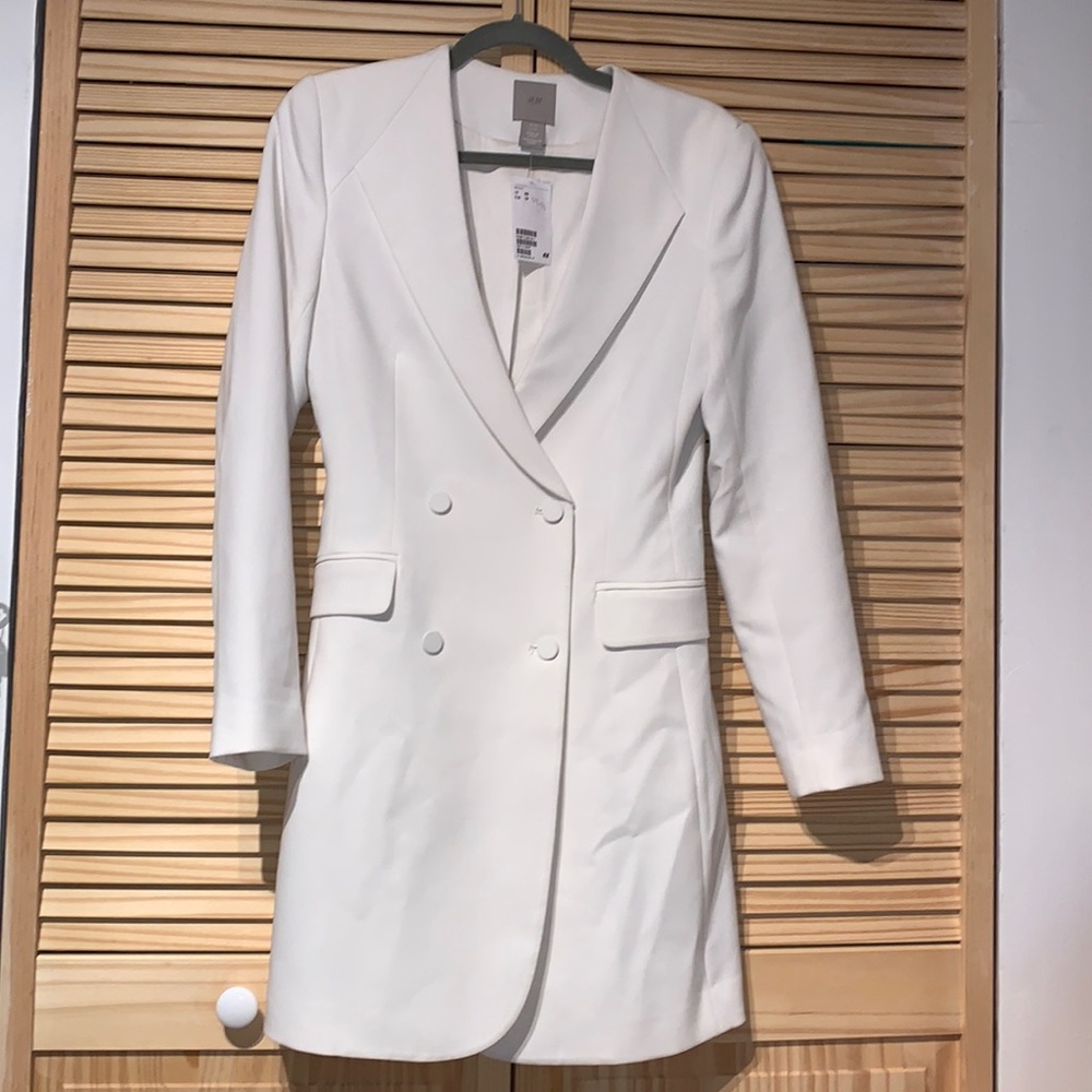 White blazer dress 🤍